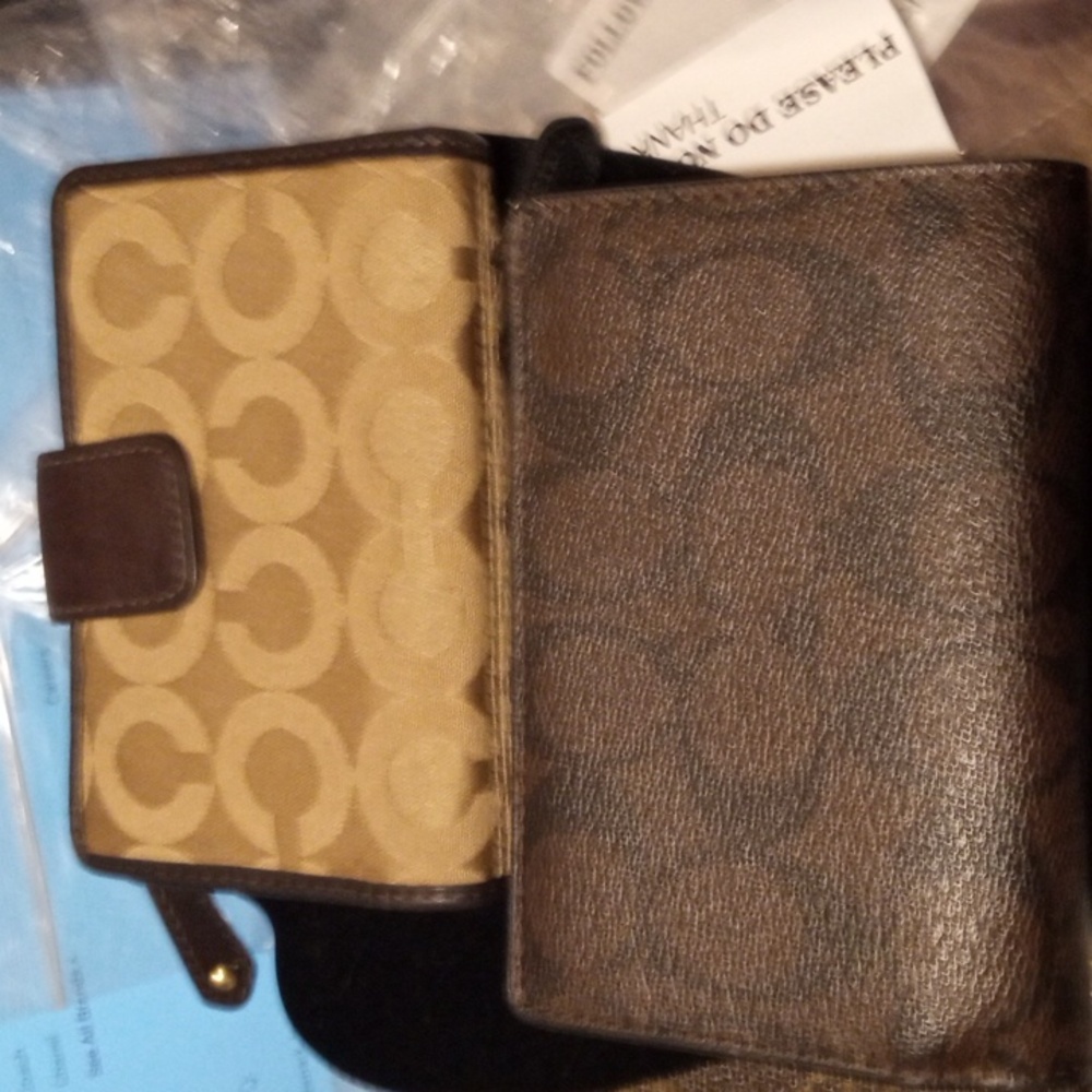 Coach wallets - Picture 2 of 13